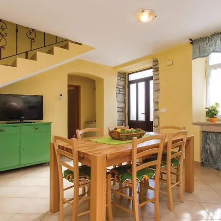 Gorgeous In Burjaki With Kitchen Σπίτι διακοπών *